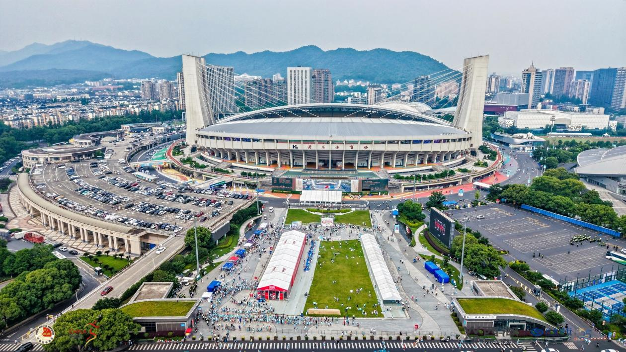 以“冠军品质”赋能，绿盛携手2025西湖半程马拉松激情开跑！